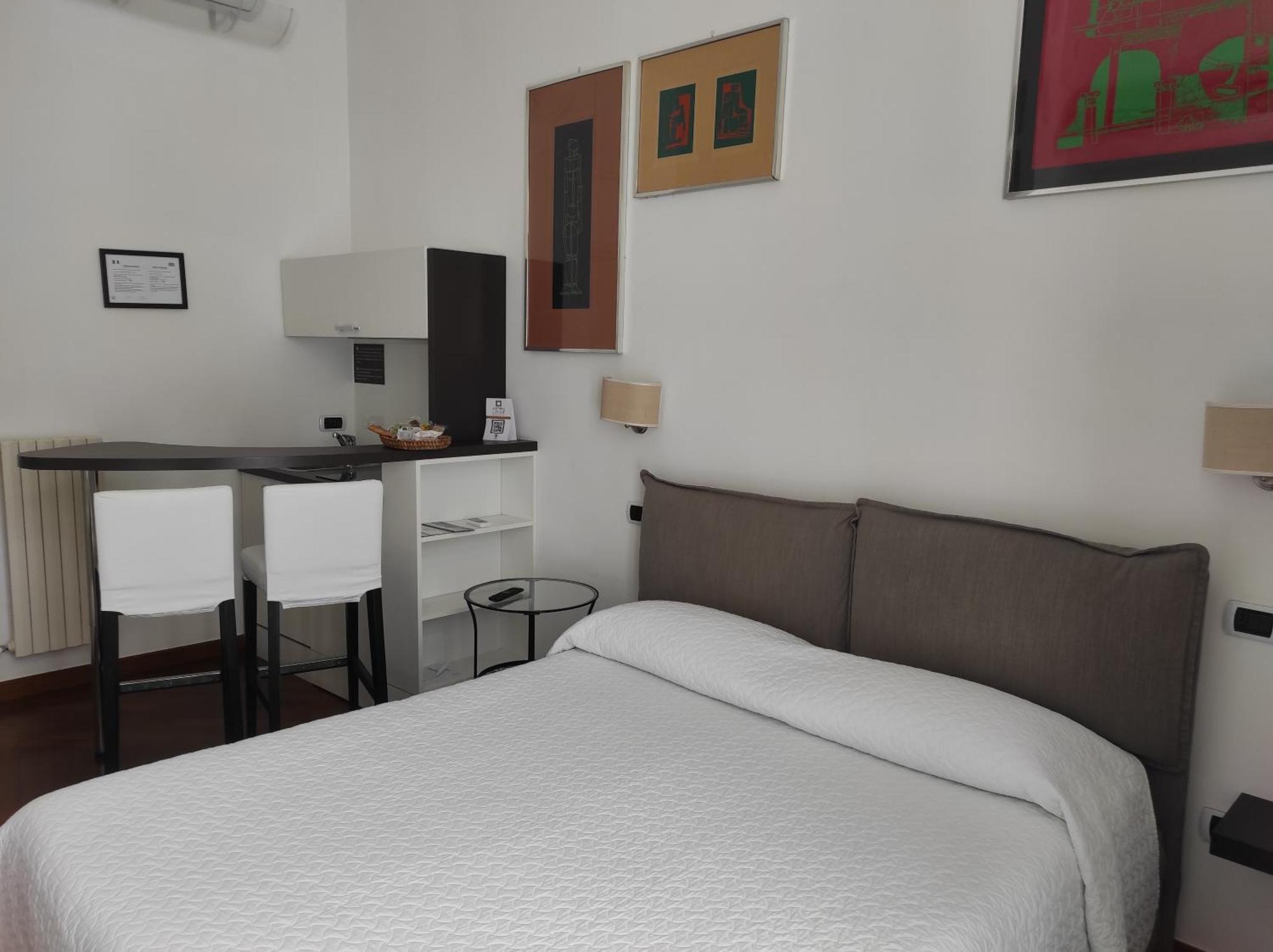 Luca Giordano 142 B&B ナポリ 部屋 写真