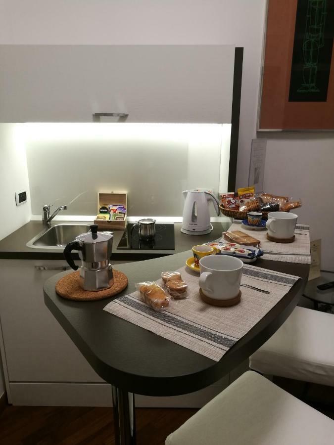 Luca Giordano 142 B&B ナポリ エクステリア 写真
